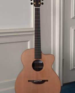 Image of lowden o25c