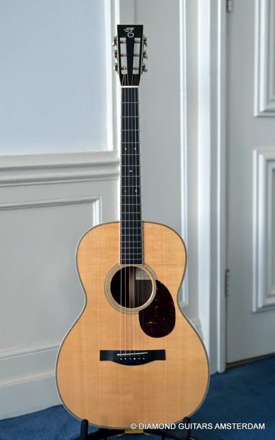 image of Santa Cruz 000 12-fret