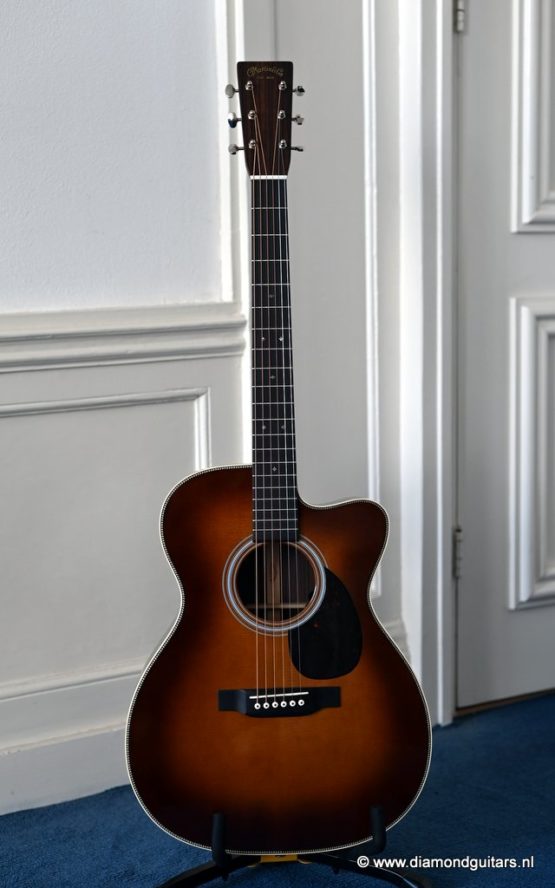 image of martin omc-28e