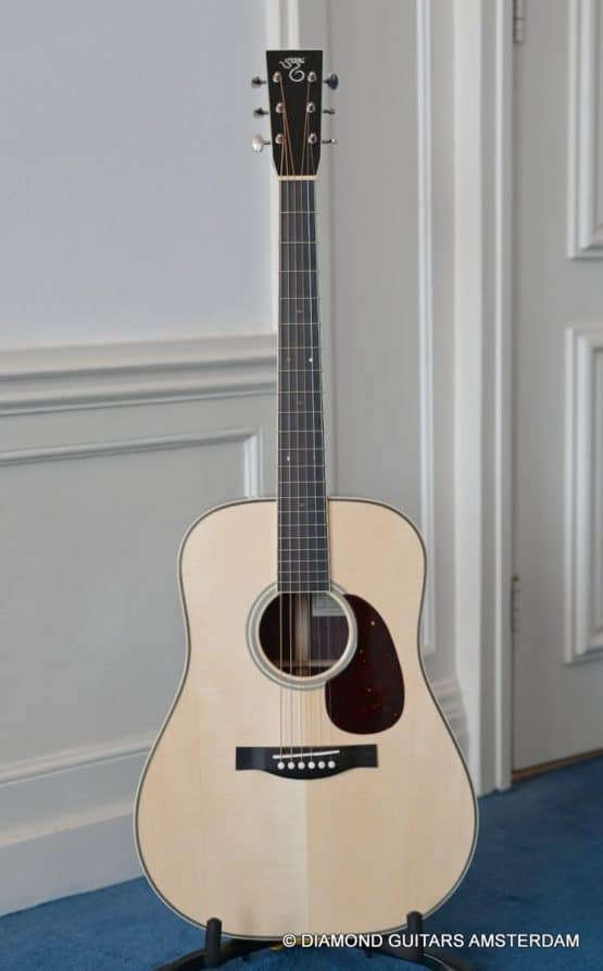 image of Santa Cruz D Custom