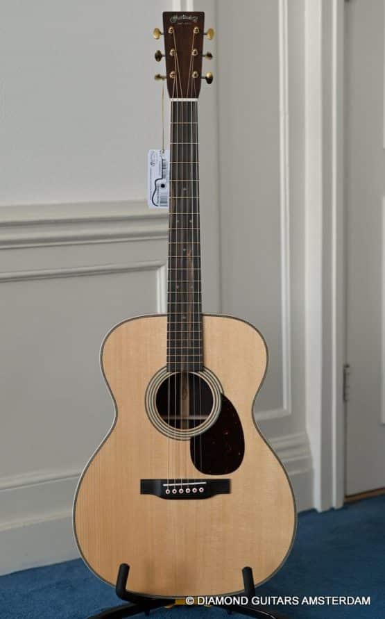 image of martin om-28 modern deluxe