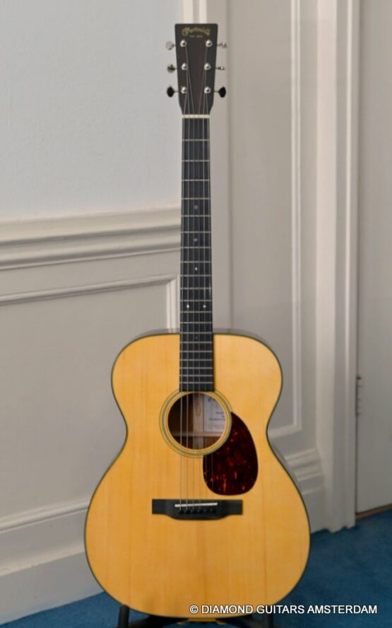 image of Martin Custom OM-18