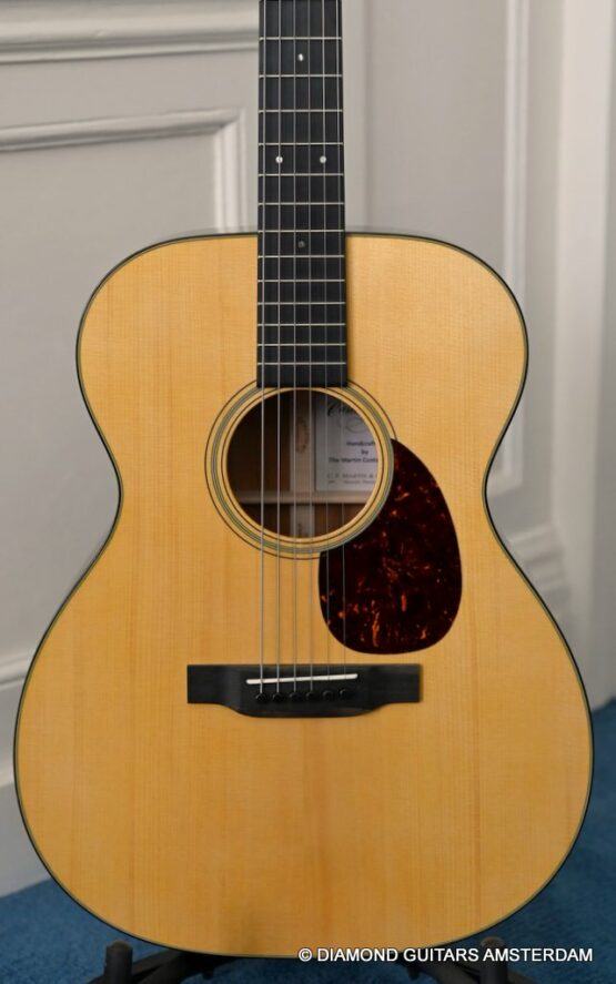 image of Martin Custom OM-18