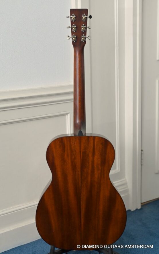 image of Martin Custom OM-18