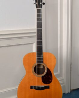 image of vintage santa cruz OM