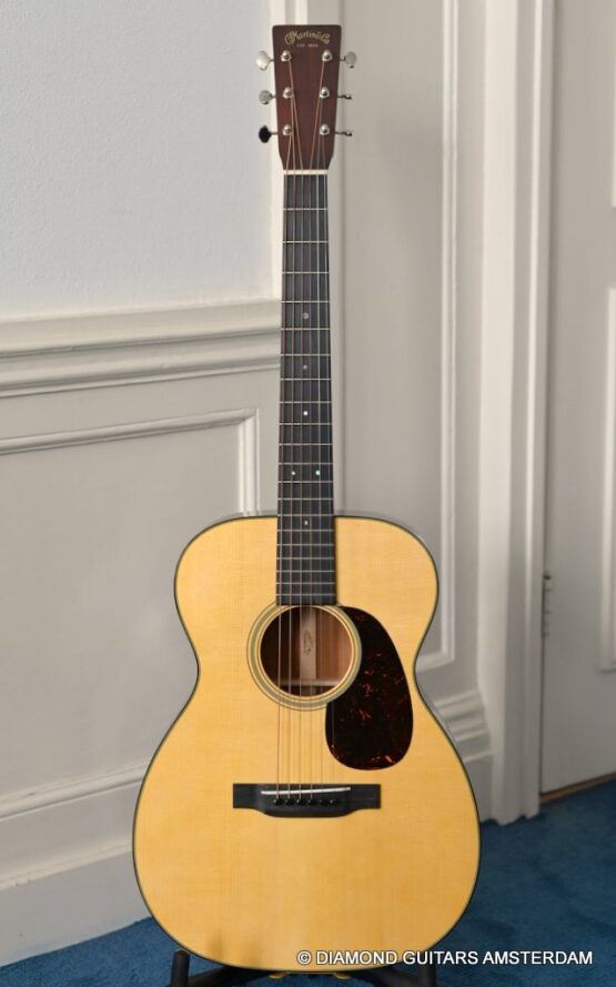 Image of Martin 00-18 Custom Shop