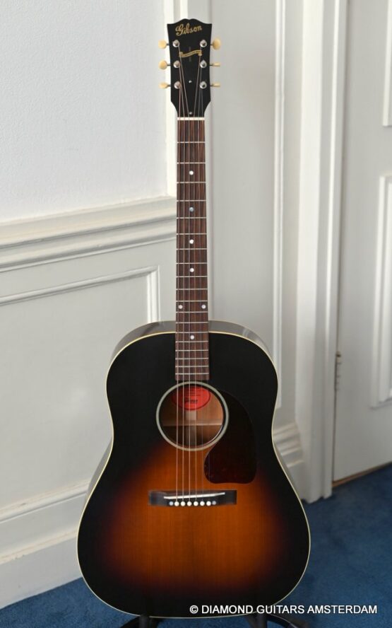 image of Gibson 1942 Banner J-45